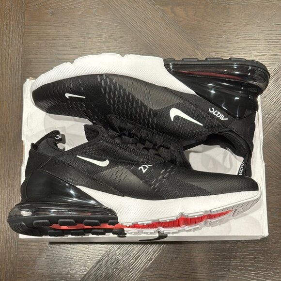 Nike Air Max 270 - Picture 2 of 6